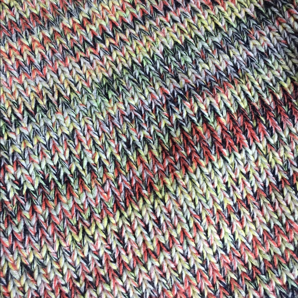 525 sweater - Picture 2 of 4